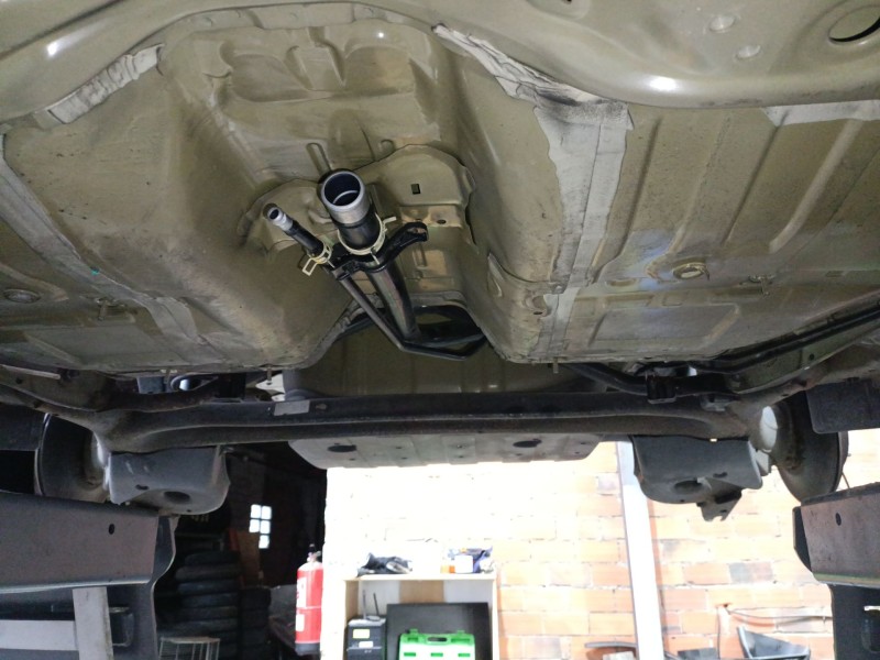 Recambio de eje trasero para honda hr-v (ru) 1.5 (ru1) referencia OEM IAM 42100T8KG10  