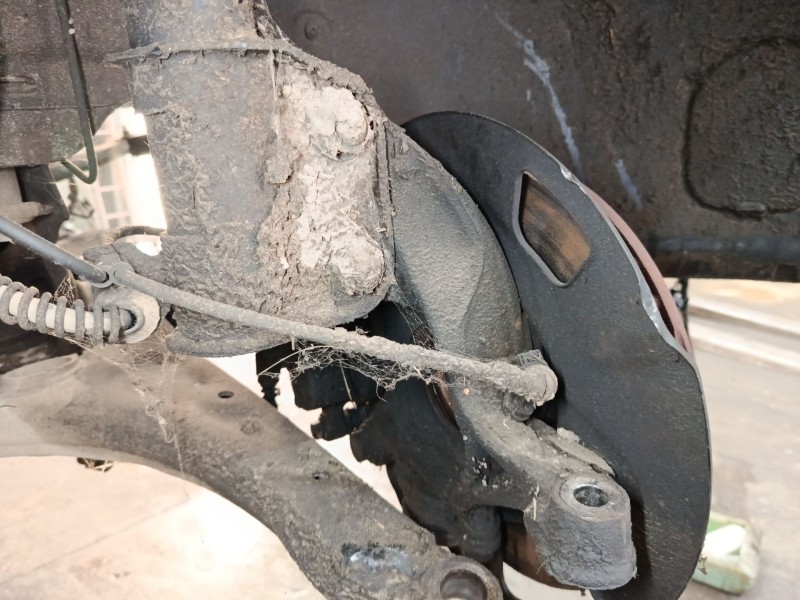 Recambio de mangueta delantera derecha para volkswagen crafter furgoneta (sy_, sx_) 2.0 tdi referencia OEM IAM 2N0407258B  