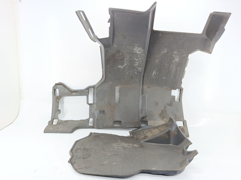 Recambio de juego alfombrillas para volkswagen crafter furgoneta (sy_, sx_) 2.0 tdi referencia OEM IAM 7C1863704D  