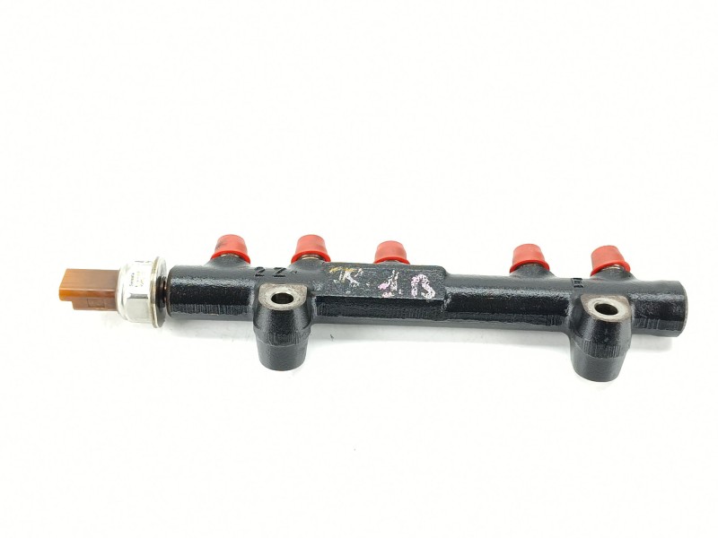 Recambio de rampa inyectora para peugeot partner caja/chasis 1.6 bluehdi 100 referencia OEM IAM 9804776780  