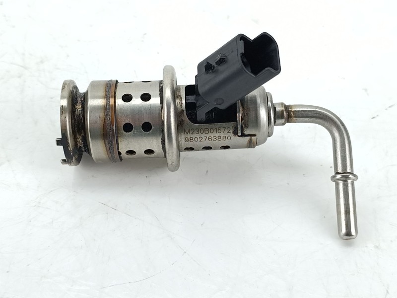 Recambio de inyector para peugeot partner caja/chasis 1.6 bluehdi 100 referencia OEM IAM 9802763880  