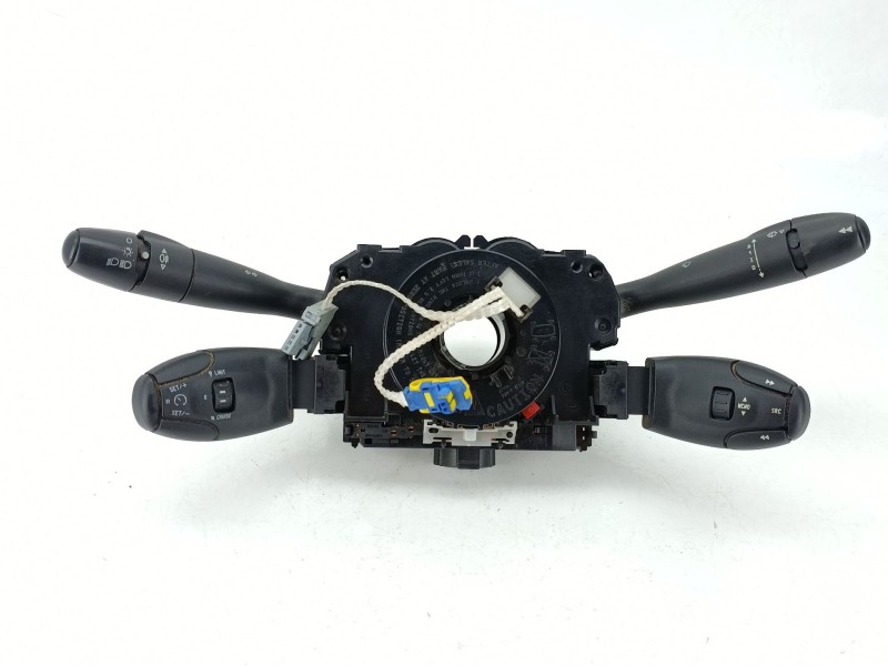 Recambio de mando multifuncion para peugeot partner caja/chasis 1.6 bluehdi 100 referencia OEM IAM 98200131XT  