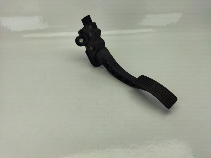 Recambio de potenciometro pedal para dodge caliber 2.0 crd referencia OEM IAM 04891585AB  