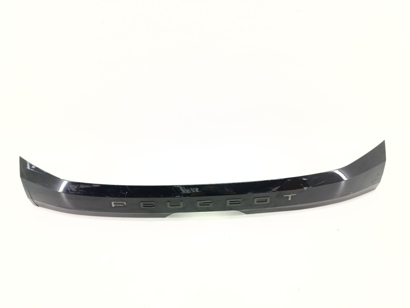 Recambio de moldura para peugeot 208 ii (ub_, up_, uw_, uj_) 1.2 puretech 100 referencia OEM IAM 9826944480  