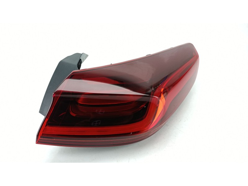 Recambio de piloto trasero derecho para kia xceed (cd) 1.0 t-gdi referencia OEM IAM 92402J7350  