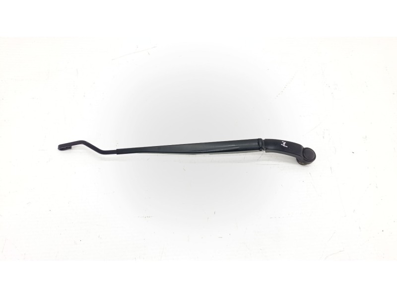 Recambio de brazo limpia delantero izquierdo para hyundai i20 ii (gb, ib) 1.2 referencia OEM IAM 98311C8010  