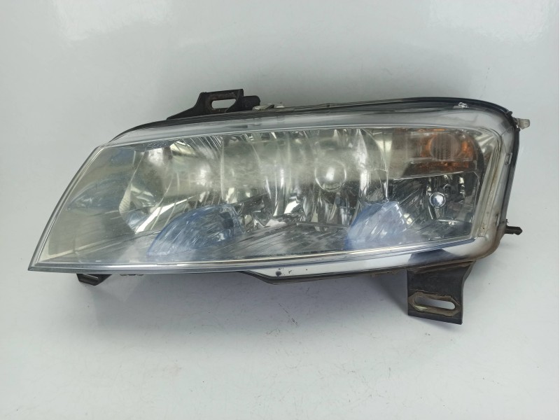 Recambio de faro izquierdo para fiat stilo (192_) 1.9 jtd (192_xe1a) referencia OEM IAM SX40790748  