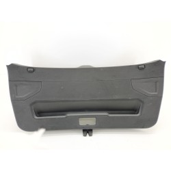 GUARNECIDO PORTON TRASERO 575867601B 