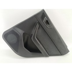 GUARNECIDO PUERTA TRASERA DERECHA 575867134 