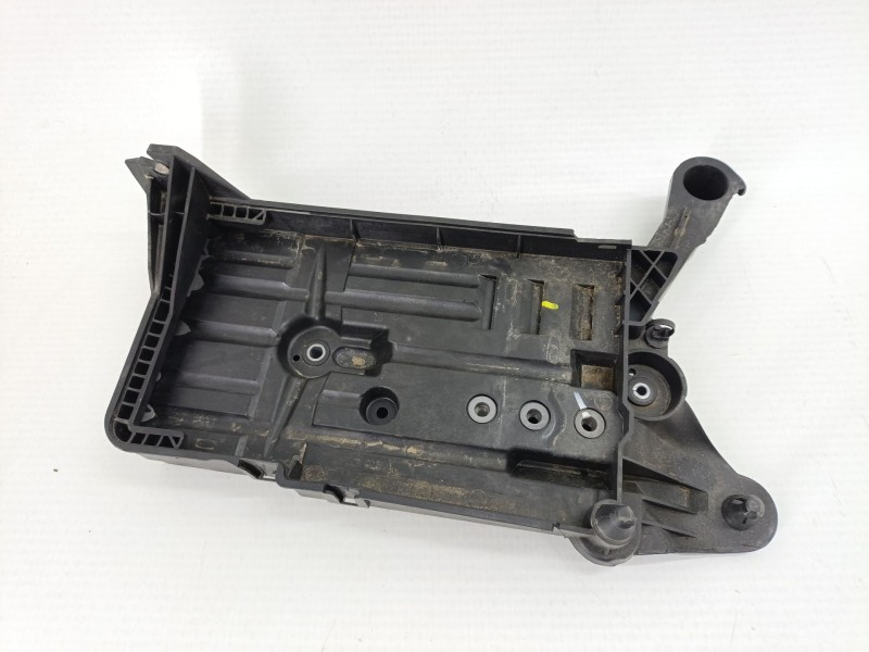 Recambio de soporte bateria para seat ateca (kh7, khp) 1.5 tsi referencia OEM IAM 5Q0915321K  