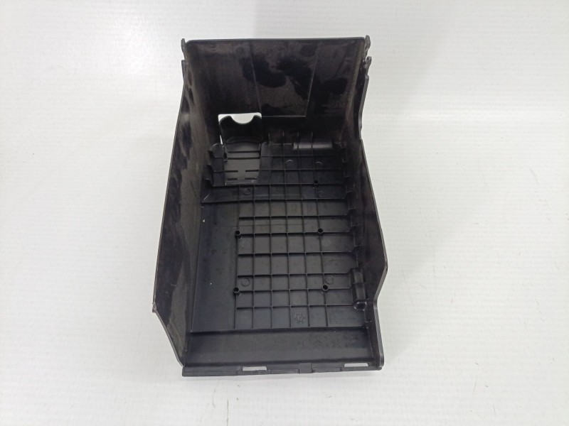 Recambio de soporte bateria para seat ateca (kh7, khp) 1.5 tsi referencia OEM IAM 9823055280  