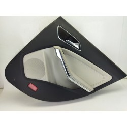 GUARNECIDO PUERTA TRASERA DERECHA A2469067300 