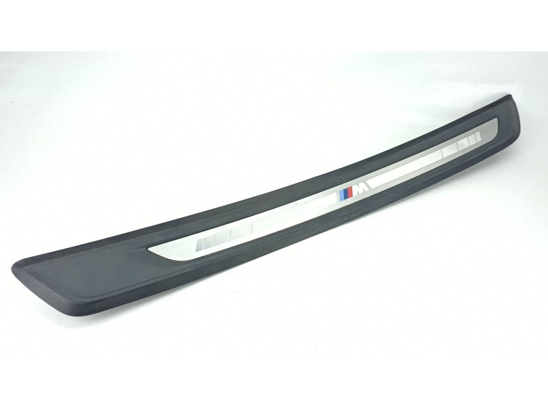 Recambio de moldura para bmw z4 roadster (g29) sdrive 20 i referencia OEM IAM 8073105  