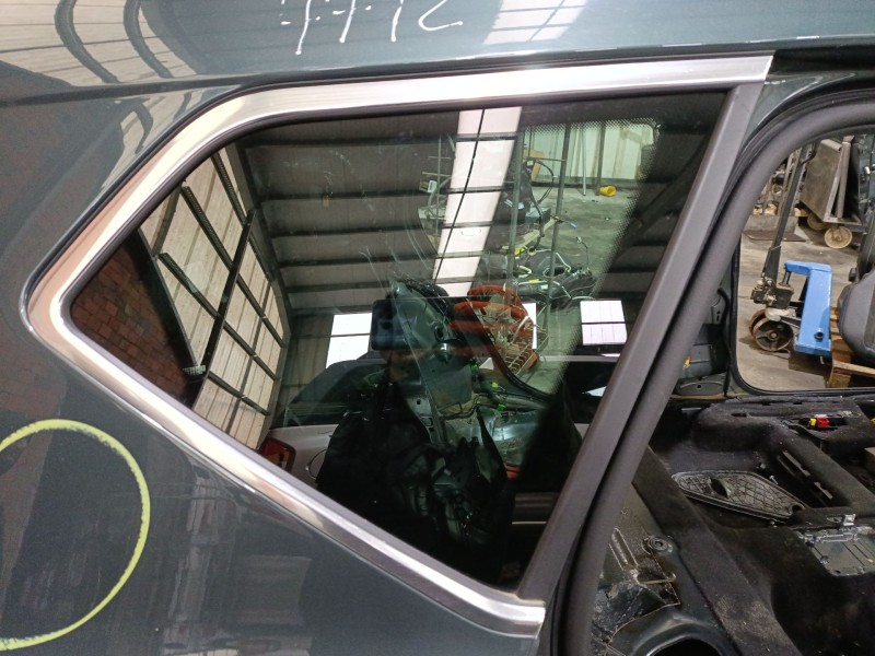 Recambio de luna custodia delantera derecha para seat ateca (kh7, khp) 1.5 tsi referencia OEM IAM 575845042ASNVB  