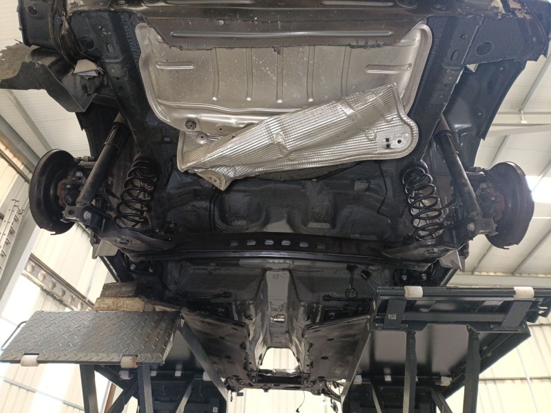 Recambio de puente trasero para seat ateca (kh7, khp) 1.5 tsi referencia OEM IAM 5Q0501049BJ  