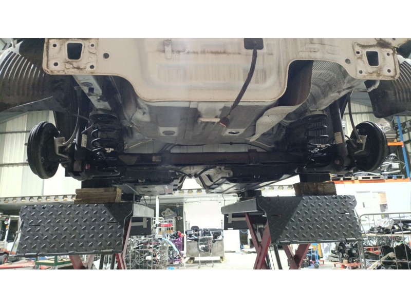 Recambio de puente trasero para hyundai i20 ii (gb, ib) 1.2 referencia OEM IAM 55100C8000  