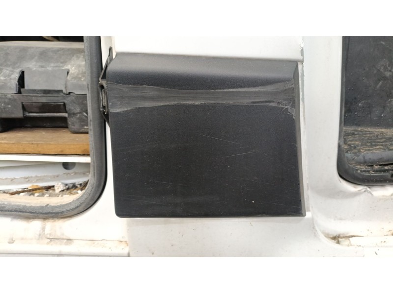 Recambio de moldura para peugeot boxer furgoneta 2.2 bluehdi 140 referencia OEM IAM   