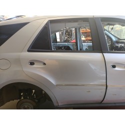 PUERTA TRASERA DERECHA 