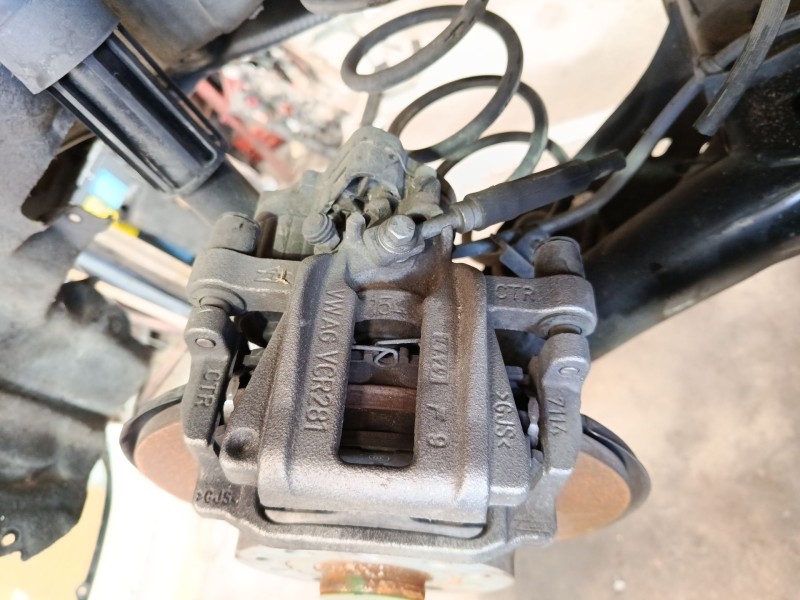 Recambio de pinza freno trasera derecha para seat leon sportstourer (kl8, kld) 1.5 etsi referencia OEM IAM 5WA615424SL7  