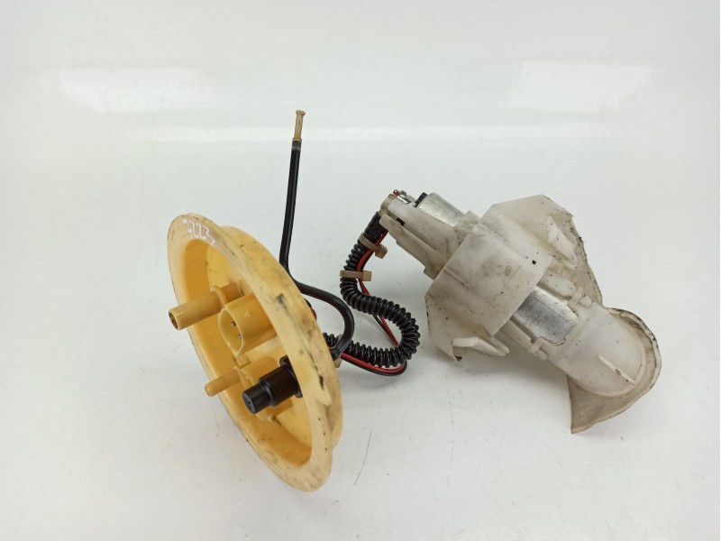 Recambio de aforador para bmw 5 touring (f11) 535 d referencia OEM IAM 16117260648  