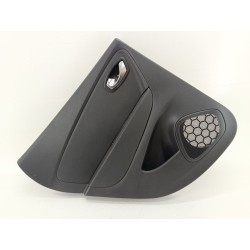 GUARNECIDO PUERTA TRASERA IZQUIERDA 829A11902R 