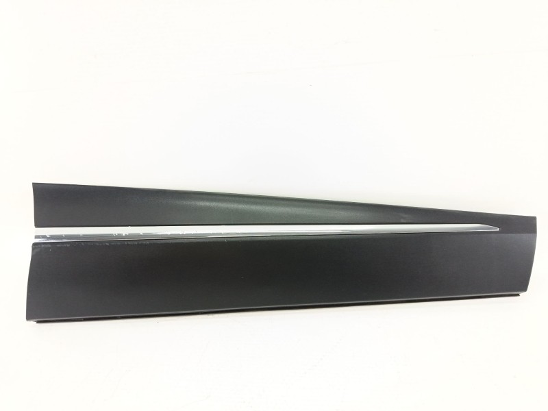 Recambio de moldura para renault captur i (j5_, h5_) 0.9 tce 90 referencia OEM IAM 801867830R  