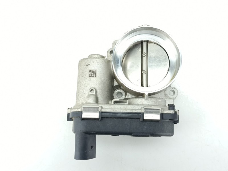 Recambio de caja mariposa para seat leon sportstourer (kl8, kld) 1.5 etsi referencia OEM IAM 04E133062T  