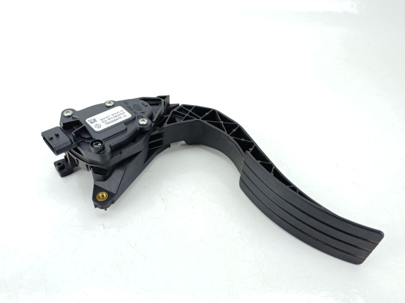 Recambio de potenciometro pedal para renault captur i (j5_, h5_) 0.9 tce 90 referencia OEM IAM 180029347RD  