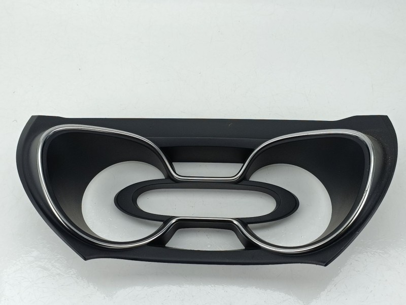Recambio de moldura para renault captur i (j5_, h5_) 0.9 tce 90 referencia OEM IAM 682507178R  