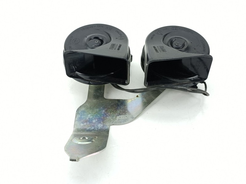 Recambio de claxon para renault captur i (j5_, h5_) 0.9 tce 90 referencia OEM IAM 256105140R  