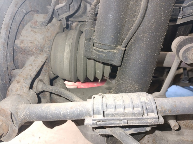 Recambio de mangueta trasera izquierda para mercedes-benz clase m (w164) ml 320 cdi 4-matic (164.122) referencia OEM IAM   