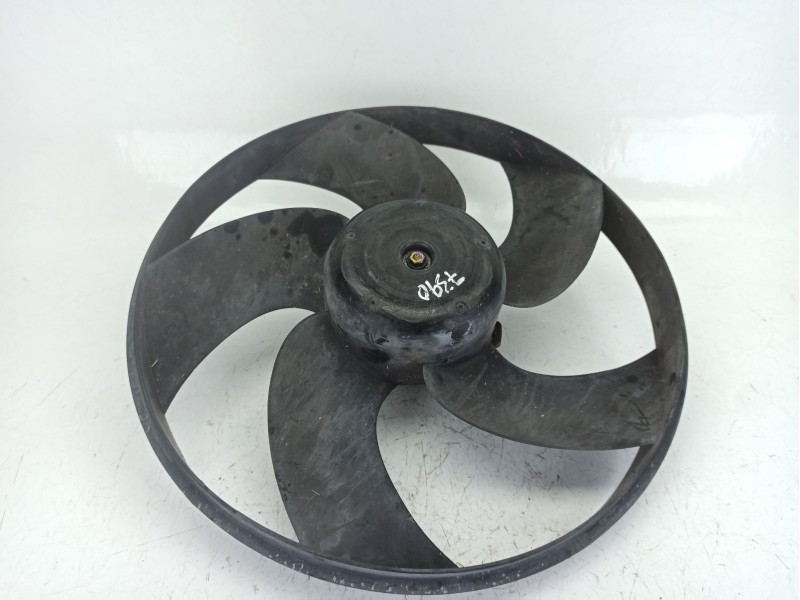 Recambio de electroventilador para peugeot 206 hatchback (2a/c) 1.4 i referencia OEM IAM 90103840030AA  
