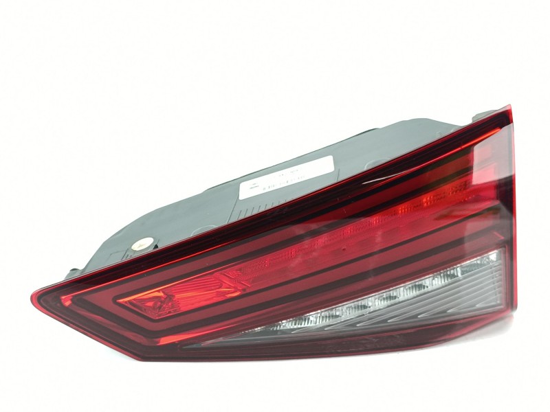 Recambio de piloto trasero derecho interior para seat ateca (kh7, khp) 1.5 tsi referencia OEM IAM 575945308F  