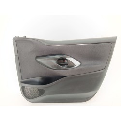 GUARNECIDO PUERTA DELANTERA DERECHA 676100DU70C4 