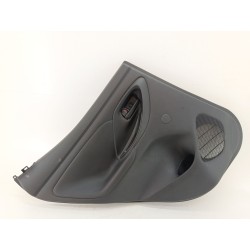 GUARNECIDO PUERTA TRASERA IZQUIERDA 676400DN00CA 