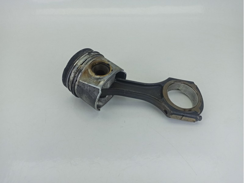 Recambio de biela para mercedes-benz sprinter 3-t furgoneta (b906) 213 cdi (906.611, 906.613) referencia OEM IAM A6510300020  