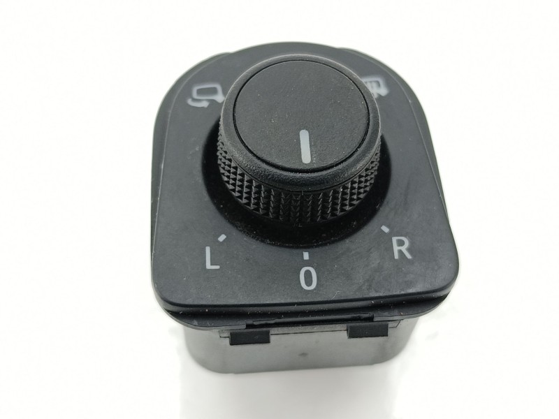 Recambio de mando retrovisor para seat ateca (kh7, khp) 1.5 tsi referencia OEM IAM 575959565B  