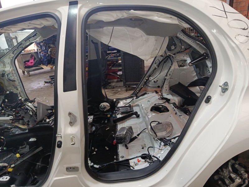 Recambio de gomas contorno puerta para toyota yaris (_p21_, _pa1_, _ph1_) 1.5 (mxpa11) referencia OEM IAM   