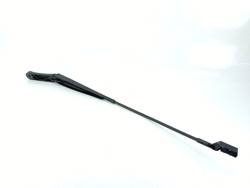 Recambio de brazo limpia delantero derecho para seat ateca (kh7, khp) 1.5 tsi referencia OEM IAM 576955410B  