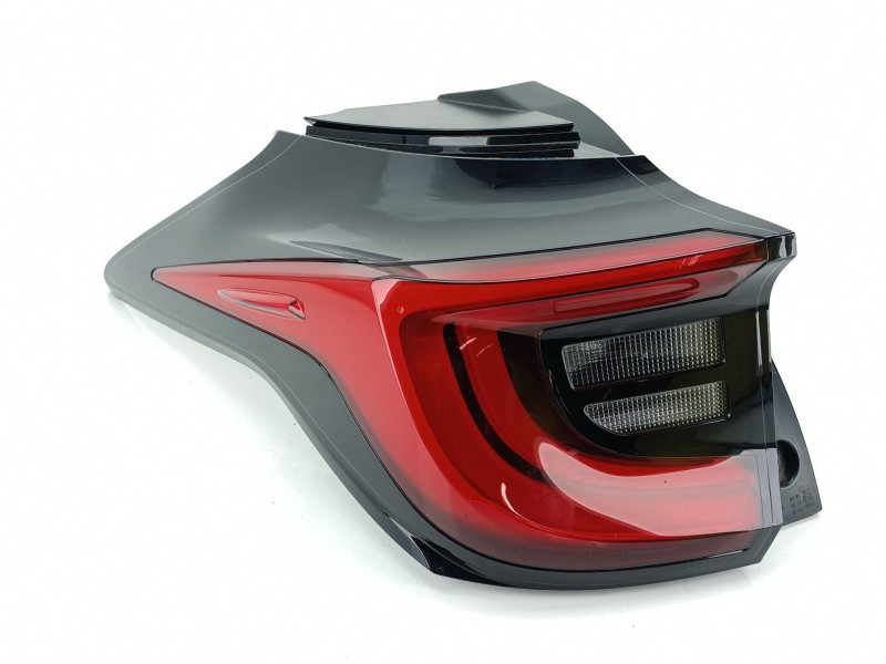 Recambio de piloto trasero izquierdo para toyota yaris (_p21_, _pa1_, _ph1_) 1.5 (mxpa11) referencia OEM IAM 81561K0040  