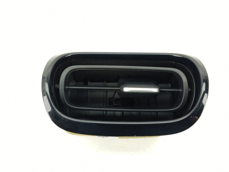 Recambio de aireador para toyota yaris (_p21_, _pa1_, _ph1_) 1.5 (mxpa11) referencia OEM IAM 55660K0040  