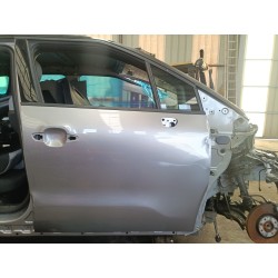 PUERTA DELANTERA DERECHA YQ00173880 