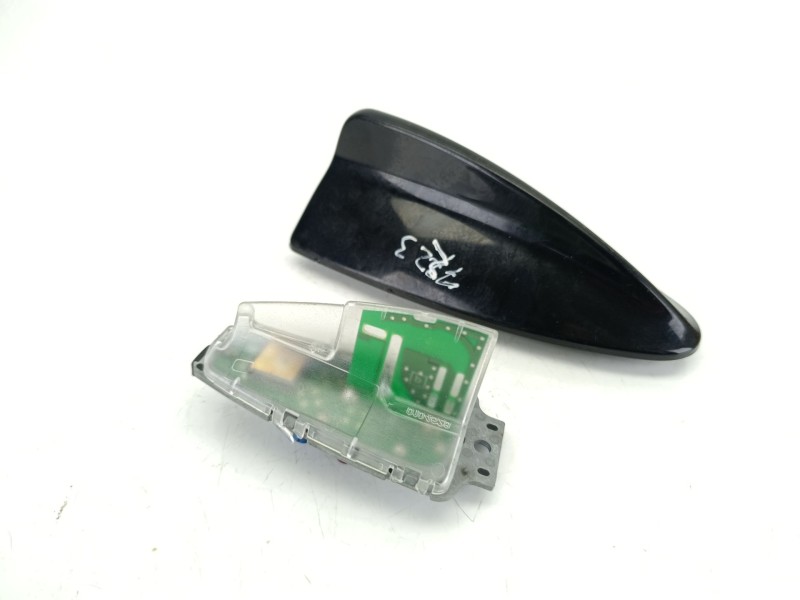 Recambio de antena para bmw 5 touring (f11) 535 d referencia OEM IAM 30000953BF  