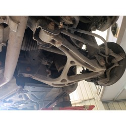 BRAZO SUSPENSION TRASERO DERECHO 