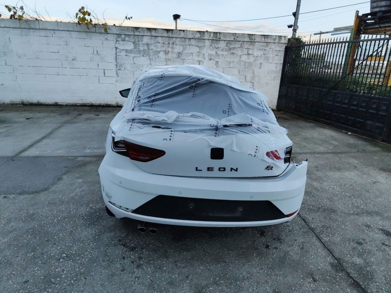 SEAT LEON (5F1)