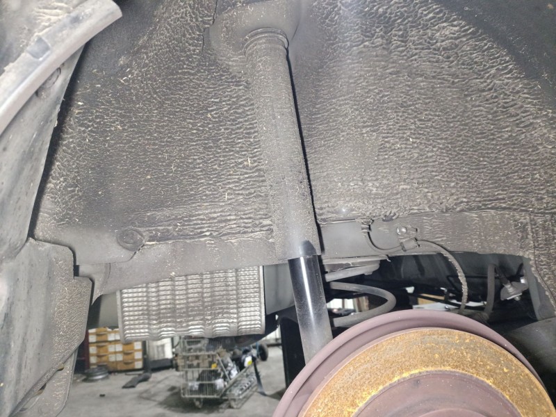 Recambio de amortiguador trasero derecho para toyota yaris (_p13_) 1.0 (ksp130_) referencia OEM IAM 485300DA00  