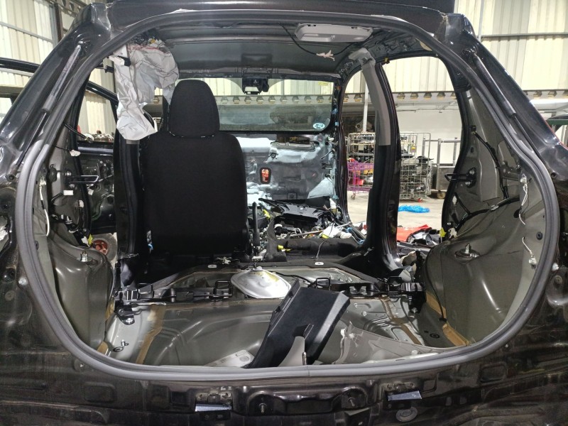 Recambio de gomas contorno puerta para toyota yaris (_p13_) 1.0 (ksp130_) referencia OEM IAM   