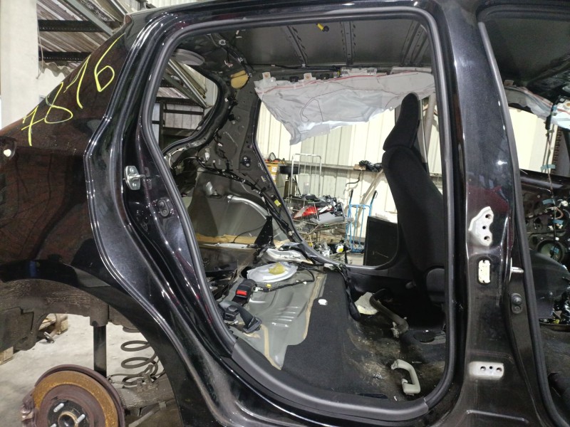 Recambio de gomas contorno puerta para toyota yaris (_p13_) 1.0 (ksp130_) referencia OEM IAM   