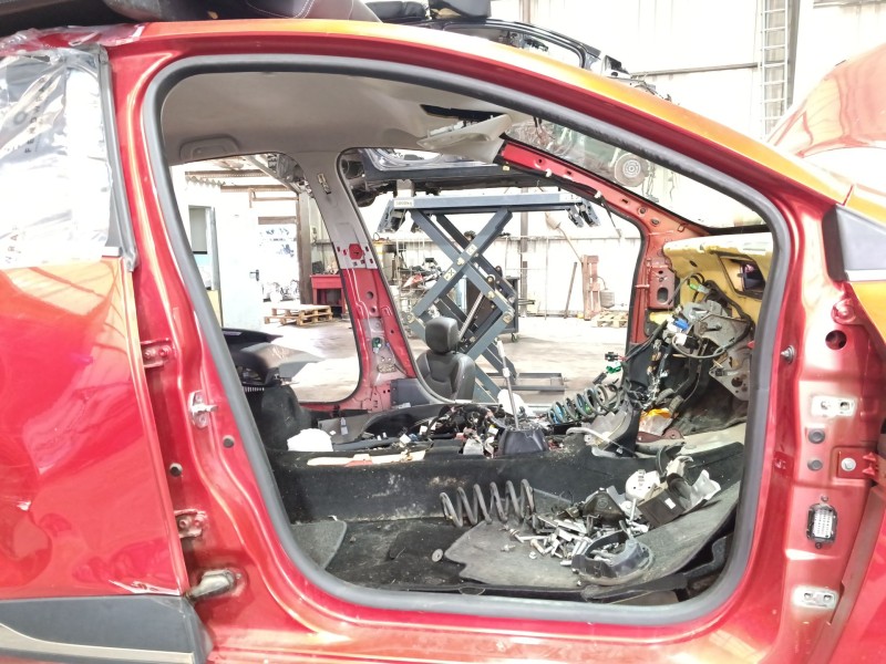 Recambio de gomas contorno puerta para renault clio iv (bh_) 0.9 tce 90 referencia OEM IAM   