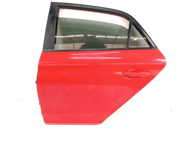 Recambio de puerta trasera izquierda para hyundai i20 ii (gb, ib) 1.0 t-gdi referencia OEM IAM 77003C8000  